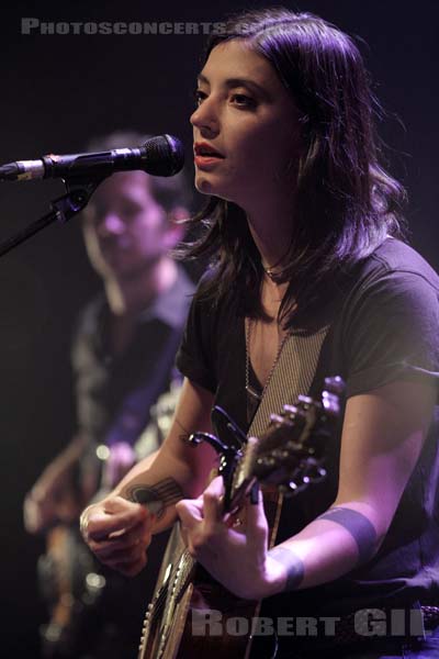 SHARON VAN ETTEN - 2012-10-01 - PARIS - Cafe de la Danse - 